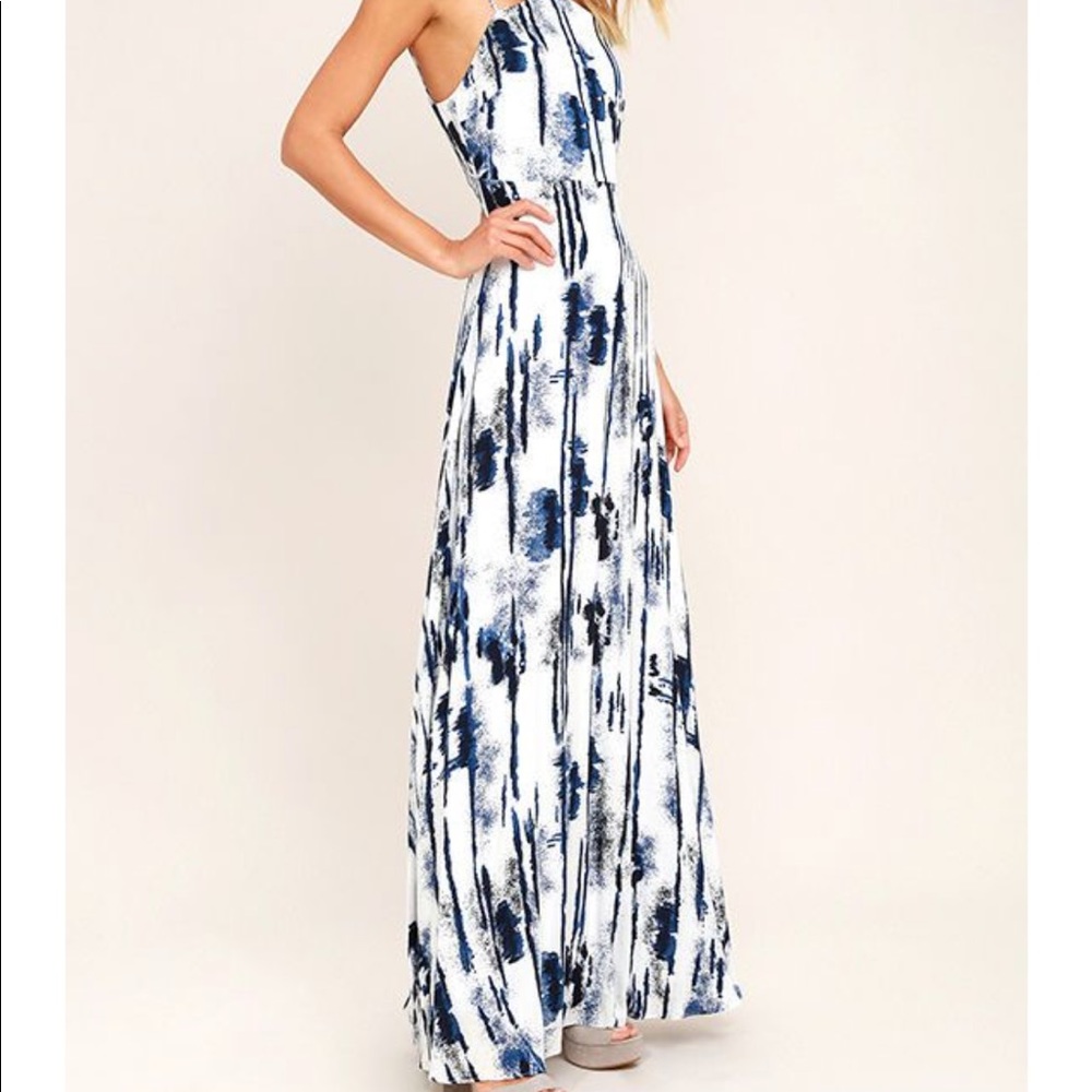 Lulu’s Sea Me Now Blue and White Print Maxi Dress, NWT, size M